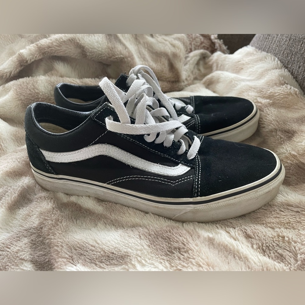 VANS Blk & White, great condition